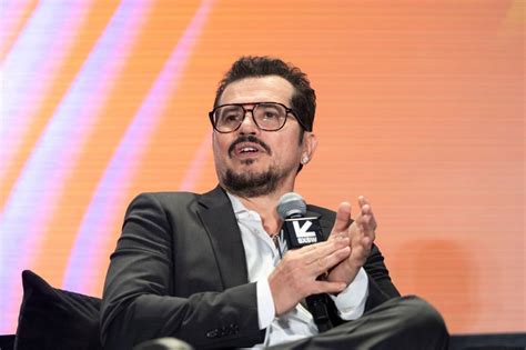 家庭影院D1 Y 開啟智能娛樂新紀元，實業投資的創新機遇